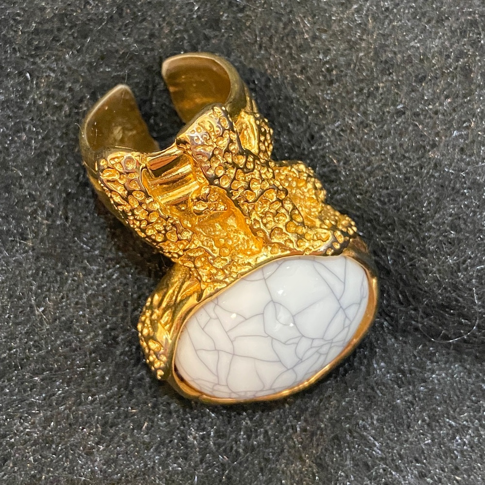 Statement Ring Gold Tone Hardware - image 3